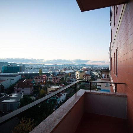 Agsel Hotel & Spa Тирана Екстериор снимка