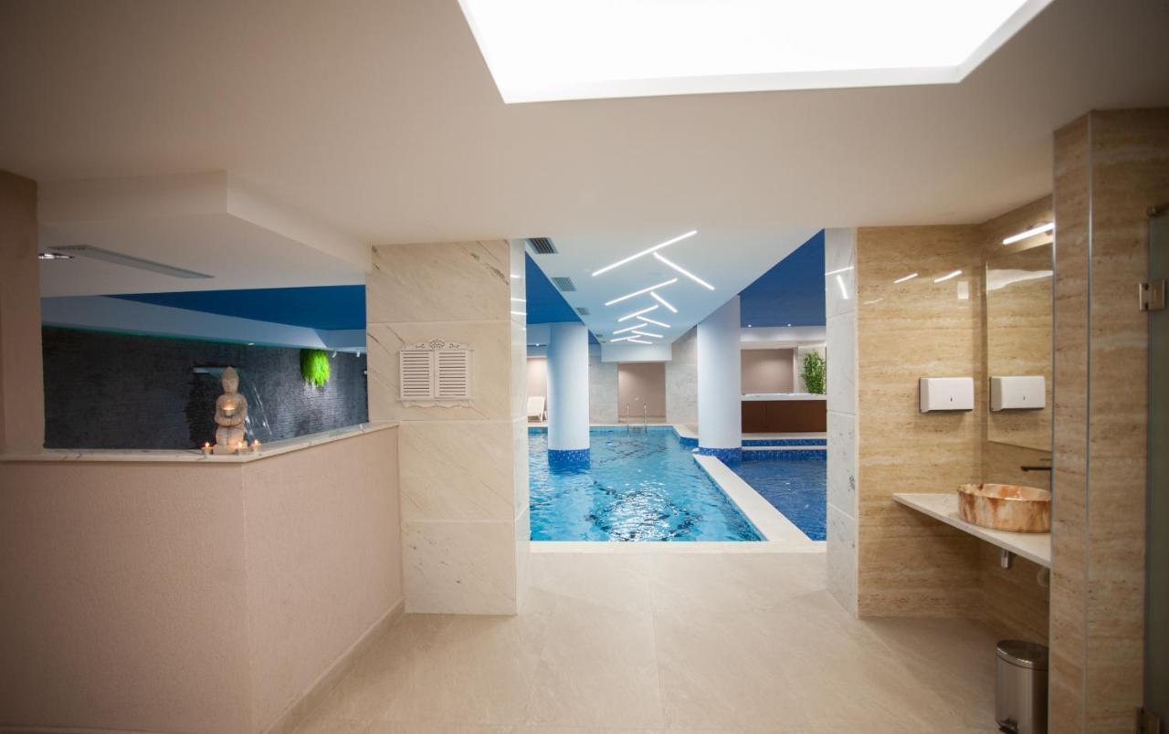Agsel Hotel & Spa Тирана Екстериор снимка
