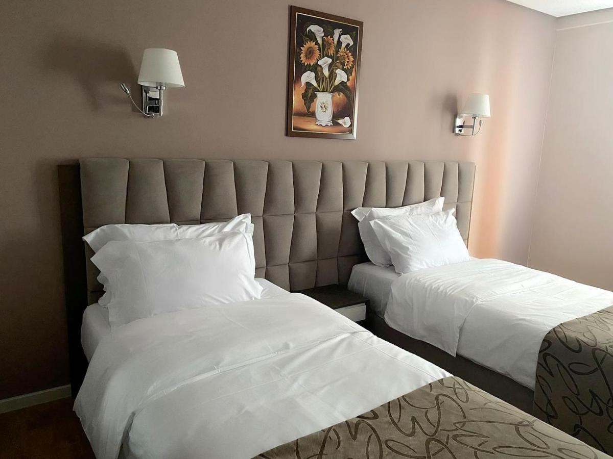 Agsel Hotel & Spa Тирана Екстериор снимка