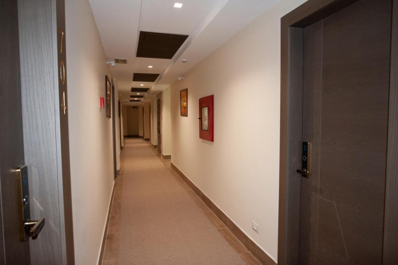 Agsel Hotel & Spa Тирана Екстериор снимка